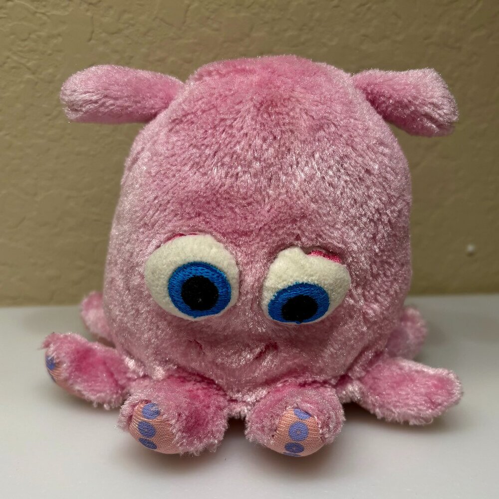Disney Store - Finding Nemo Pearl the Octopus Plush Pink